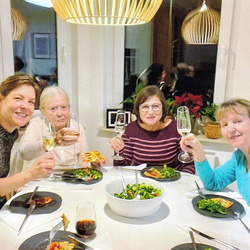 2026 / képesalbumok